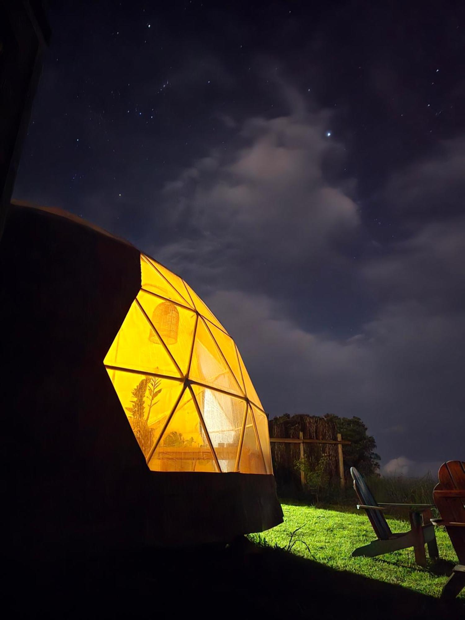 فندق 1 Waipu Off-Grid Eco Seaview Geodesic Glamping Dome المظهر الخارجي الصورة
